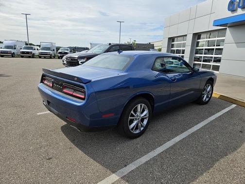 2022 Dodge Challenger SXT