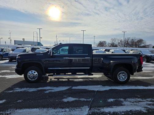 2024 Chevrolet Silverado 3500 High Country
