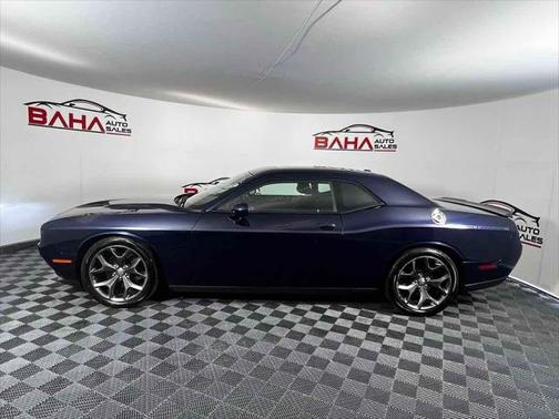 2015 Dodge Challenger SXT