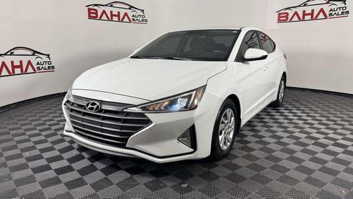 Quartz White Pearl 2020 Hyundai ELANTRA SE