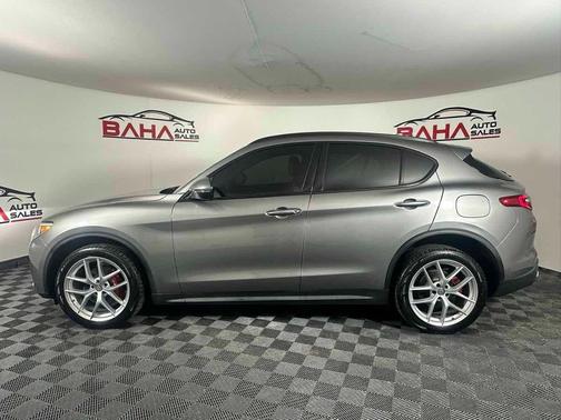 2019 Alfa Romeo Stelvio Ti Sport