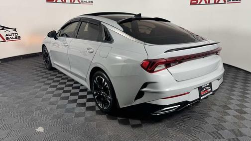 2022 Kia K5 GT-Line