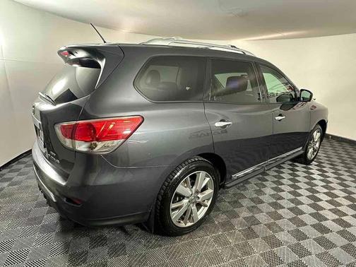 2014 Nissan Pathfinder Platinum