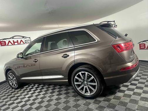 2017 Audi Q7 3.0T Premium