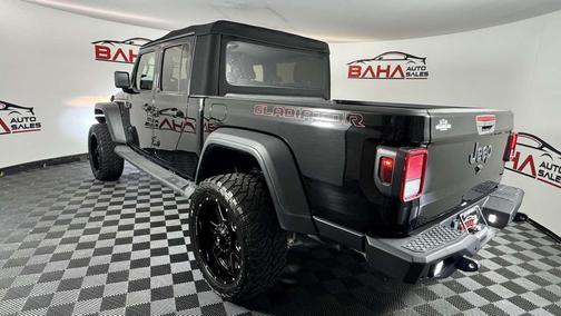 Black Clearcoat 2020 Jeep Gladiator Sport S