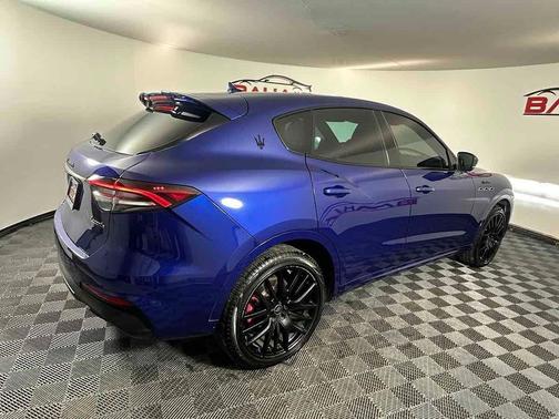 2022 Maserati Levante Modena