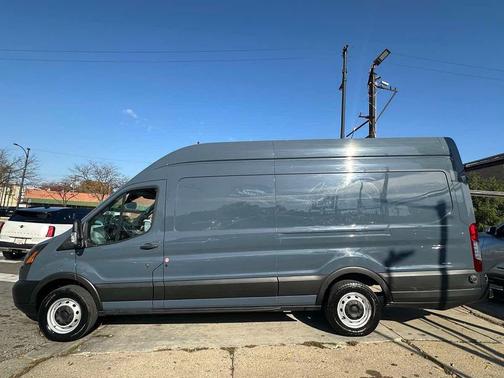2019 Ford Transit-250 Base