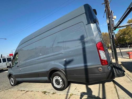 2019 Ford Transit-250 Base