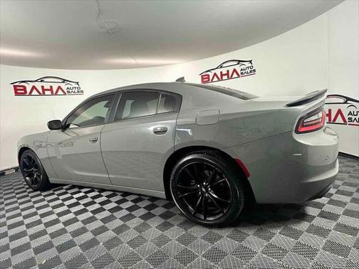 2018 Dodge Charger SXT Plus