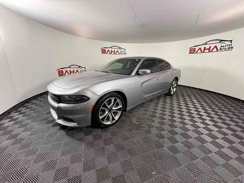 2015 Dodge Charger SXT