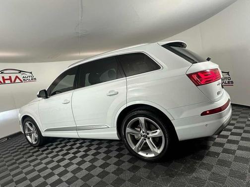 2019 Audi Q7 55 Prestige