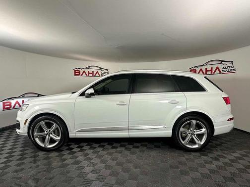 2019 Audi Q7 55 Prestige