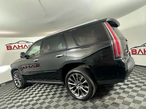 2020 Cadillac Escalade Premium Luxury