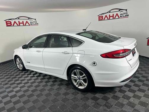 2018 Ford Fusion Hybrid SE