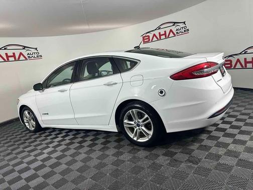 2018 Ford Fusion Hybrid SE