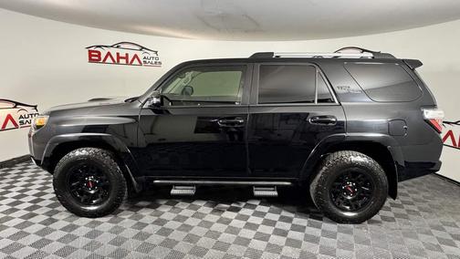 Midnight Black Metallic 2018 Toyota 4Runner TRD Off Road Premium