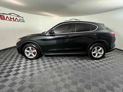 2018 Alfa Romeo Stelvio Base