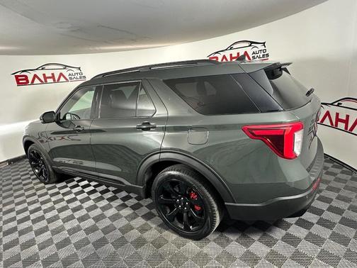 Forged Green Metallic 2022 Ford Explorer ST