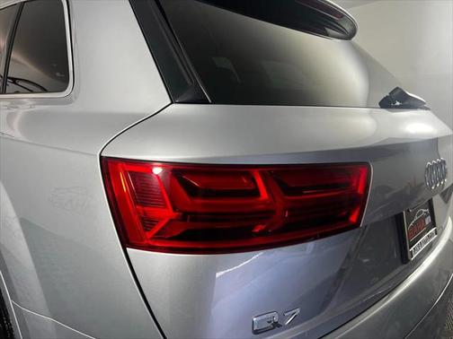 2018 Audi Q7 3.0T Premium Plus