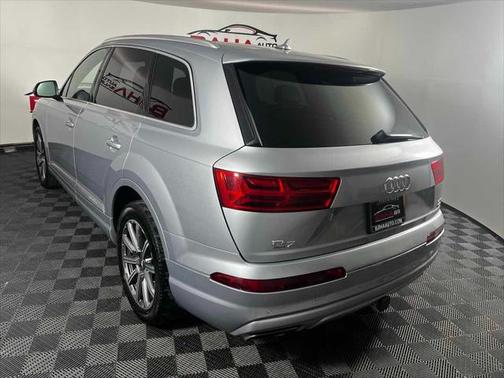 2018 Audi Q7 3.0T Premium Plus