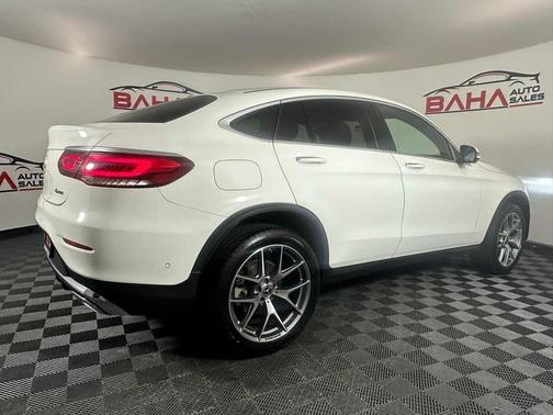 2021 Mercedes-Benz GLC 300 4MATIC Coupe