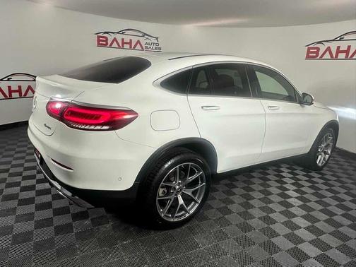 2021 Mercedes-Benz GLC 300 4MATIC Coupe