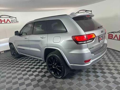 2021 Jeep Grand Cherokee Laredo