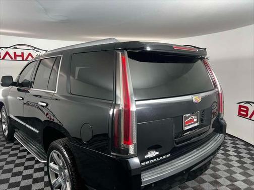 2018 Cadillac Escalade Luxury