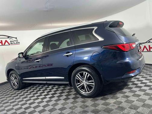 2017 INFINITI QX60 Base