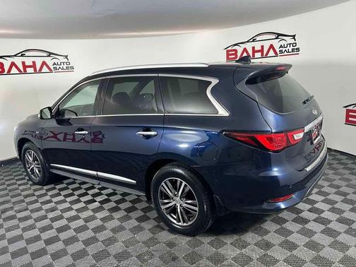 2017 INFINITI QX60 Base
