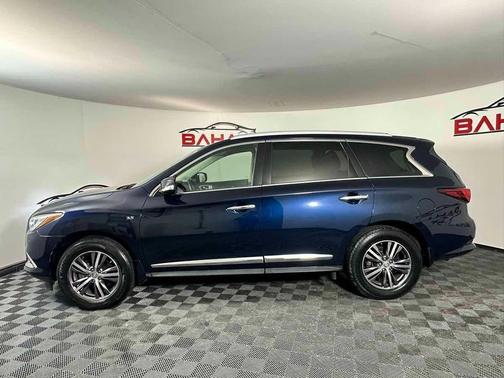 2017 INFINITI QX60 Base