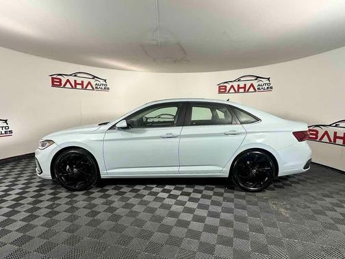 2025 Volkswagen Jetta 1.5T SE