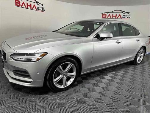2018 Volvo S90 T5 Momentum