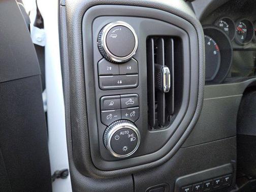 2026 GMC Sierra 2500 Pro