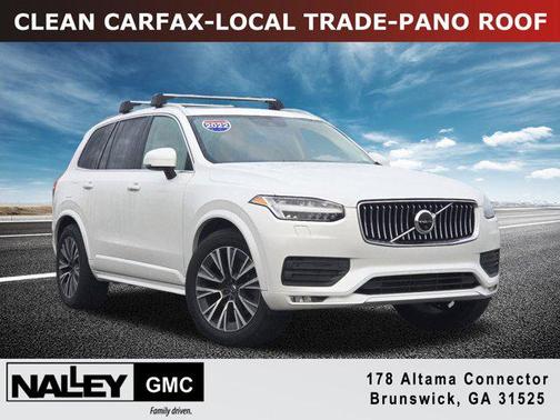 2022 Volvo XC90 T5 Momentum