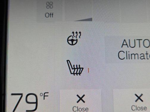 2022 Volvo XC90 T5 Momentum