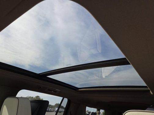 Glacier White Tricoat 2026 GMC Yukon XL Denali