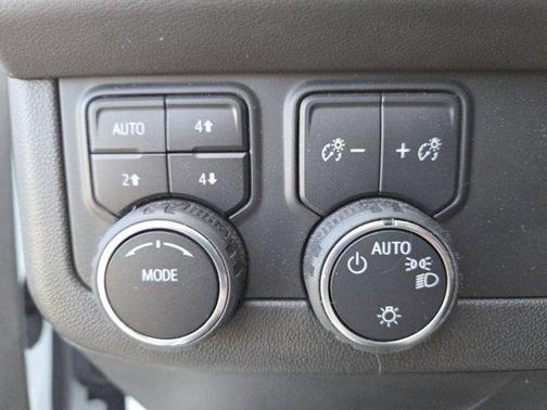 2024 Chevrolet Suburban 4WD Z71