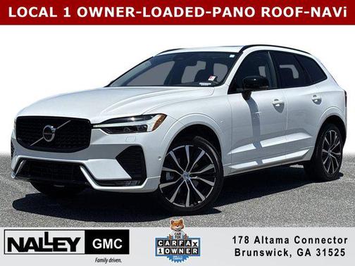2024 Volvo XC60 B5 Plus Dark Theme