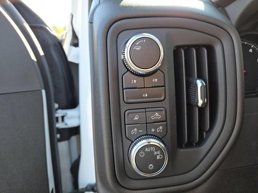Summit White 2025 GMC Sierra 3500 Base