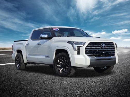 2023 Toyota Tundra Hybrid Capstone