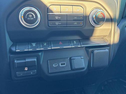 2026 GMC Sierra 3500 Base