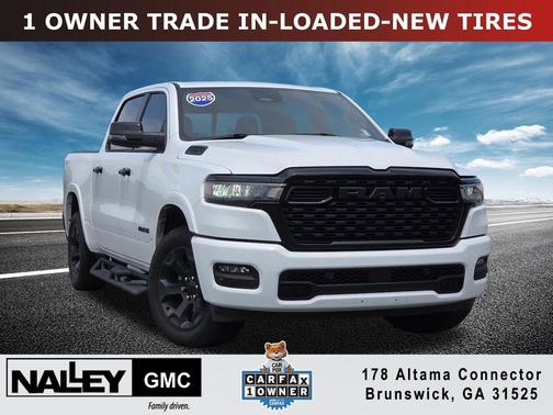 Bright White Clearcoat 2025 RAM 1500 Big Horn/Lone Star