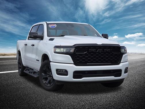 Bright White Clearcoat 2025 RAM 1500 Big Horn/Lone Star