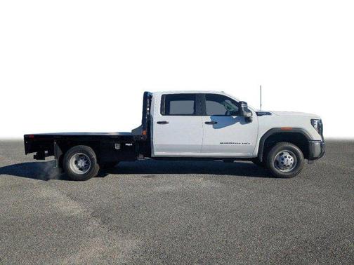 2025 GMC Sierra 3500 Base