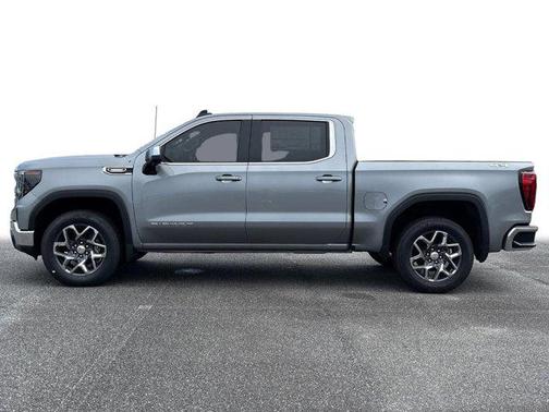 2025 GMC Sierra 1500 SLE