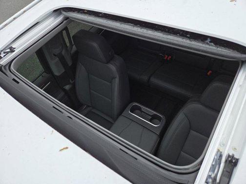 Summit White 2026 GMC Sierra 1500 Elevation