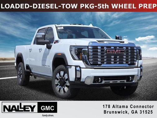 Glacier White Tricoat 2026 GMC Sierra 2500 Denali