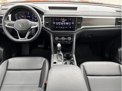 2022 Volkswagen Atlas 3.6L SE w/Technology