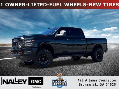 2025 RAM 2500 Tradesman Crew Cab 4x4 6'4' Box